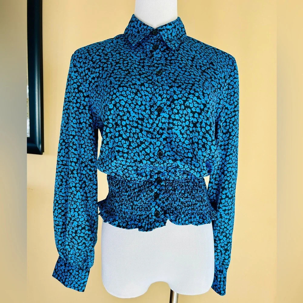 Who What Wear Blue Flower Darling Ditsy Blouse Women’s Size Small